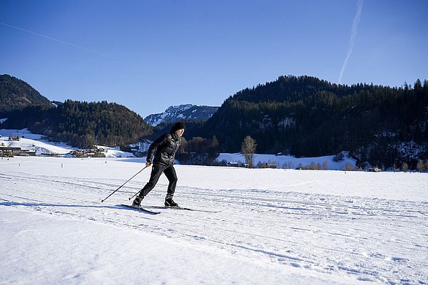 Cross country skiing Cross country skiing